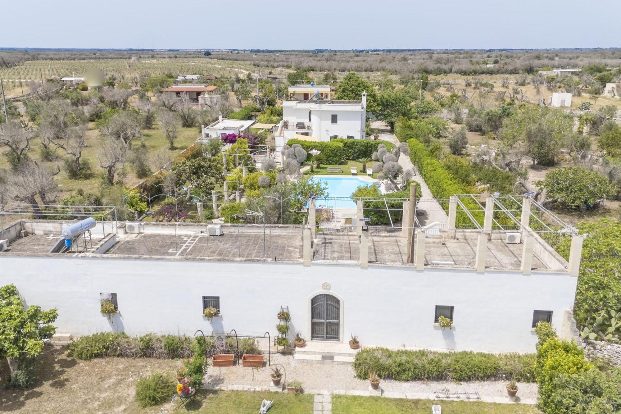 Villa Lisa Garden And Pool - Happy Rentals Мелендуньо Экстерьер фото