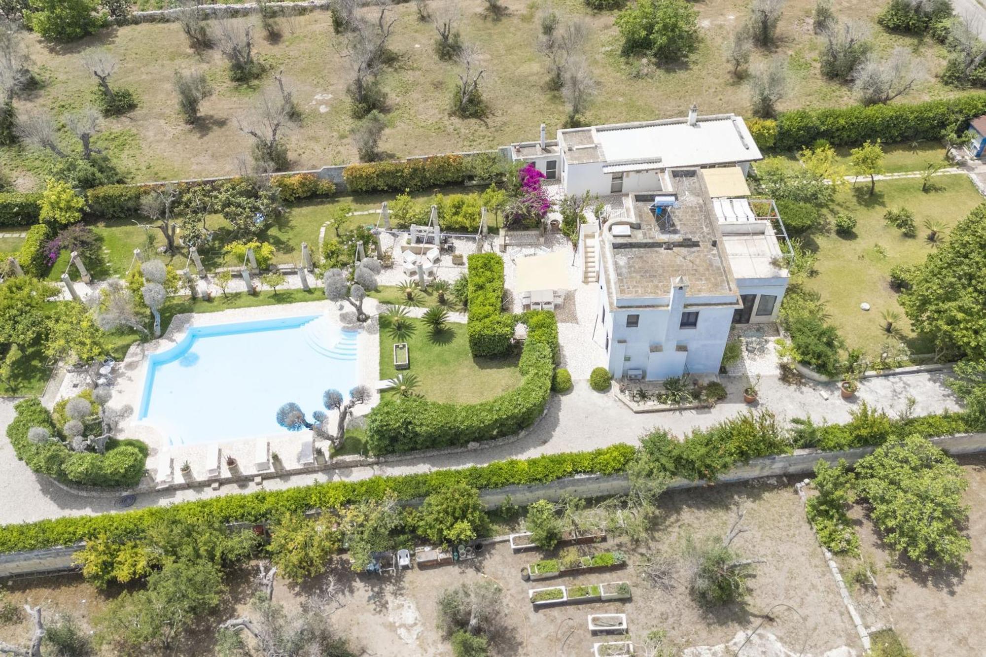 Villa Lisa Garden And Pool - Happy Rentals Мелендуньо Экстерьер фото
