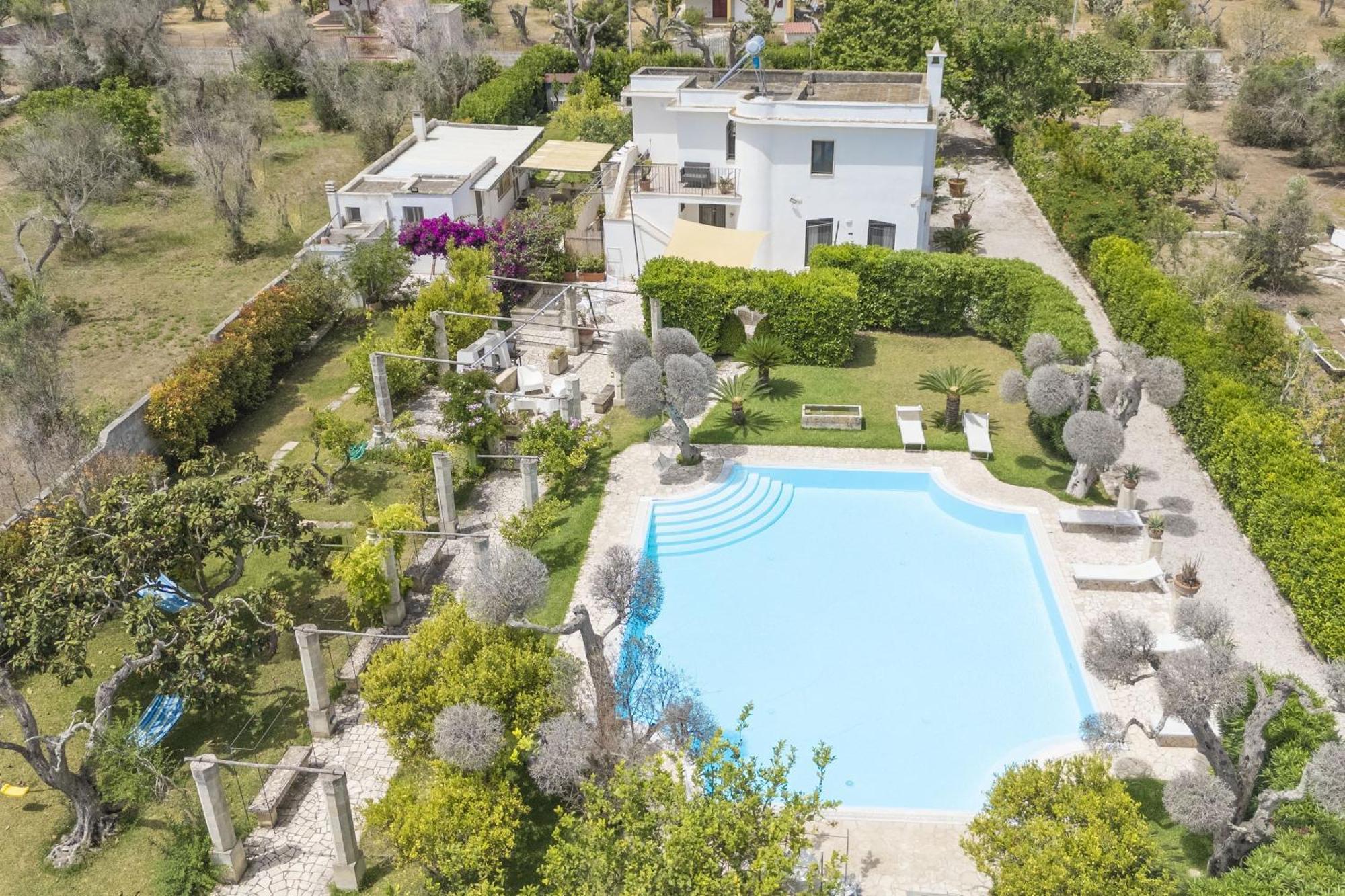 Villa Lisa Garden And Pool - Happy Rentals Мелендуньо Экстерьер фото