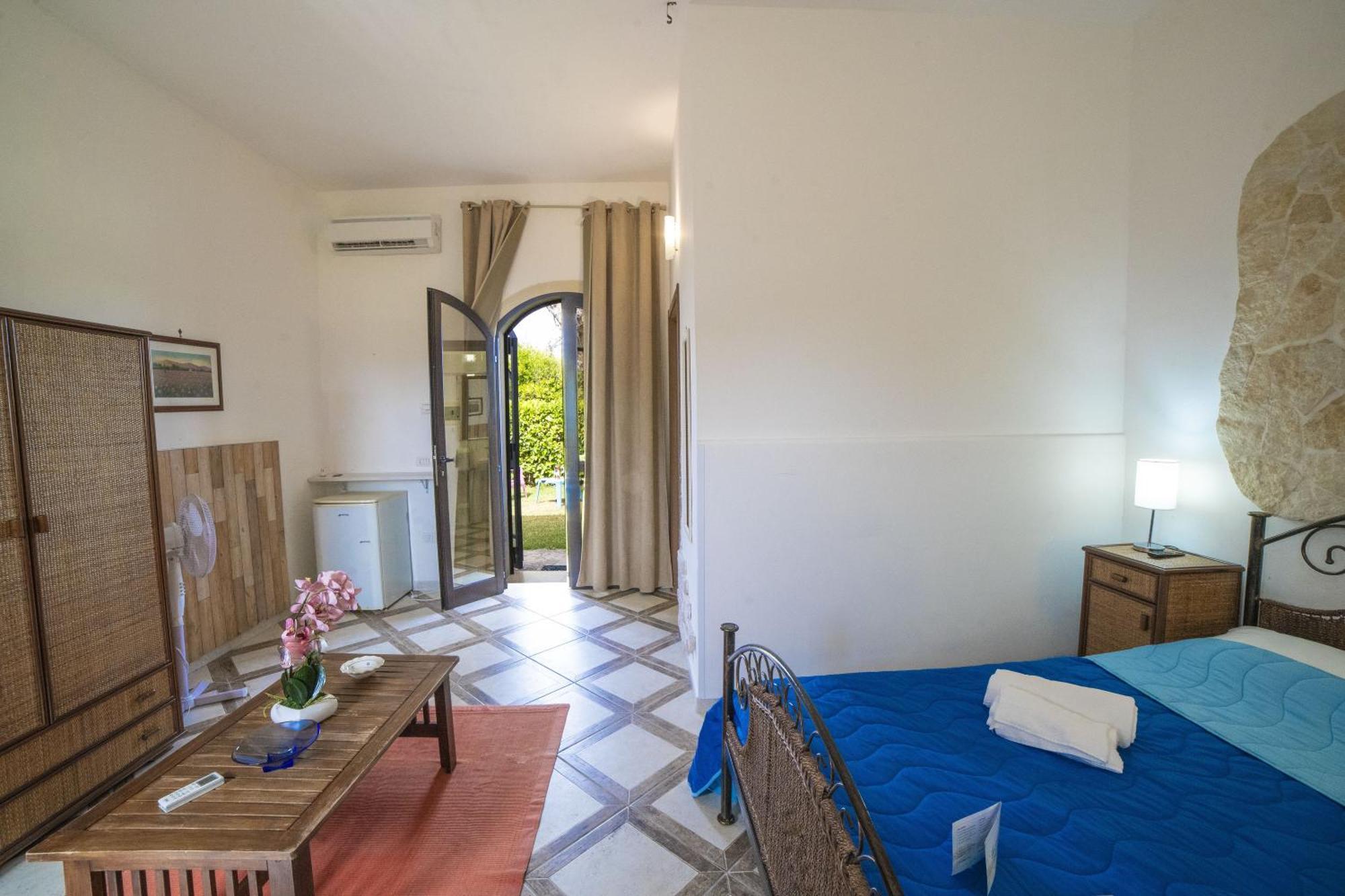 Villa Lisa Garden And Pool - Happy Rentals Мелендуньо Экстерьер фото