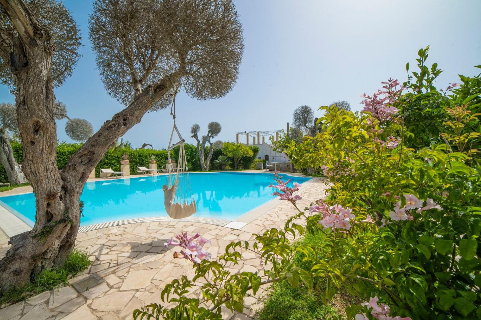 Villa Lisa Garden And Pool - Happy Rentals Мелендуньо Экстерьер фото